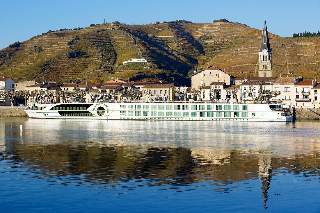 France, Drome, Tain l'Hermitage, AOC Hermitage vineyard, boat cruise on the Rhone