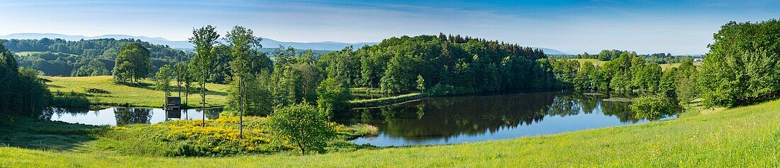 France, Haute Saone, Melisey, les milles etangs, panoramic vew of double pond of Saulieu