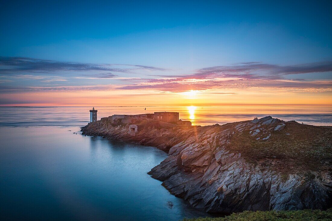 France, Finistere, Le Conquet, Kermorvan peninsula, Kermorvan lighthouse built in 1849