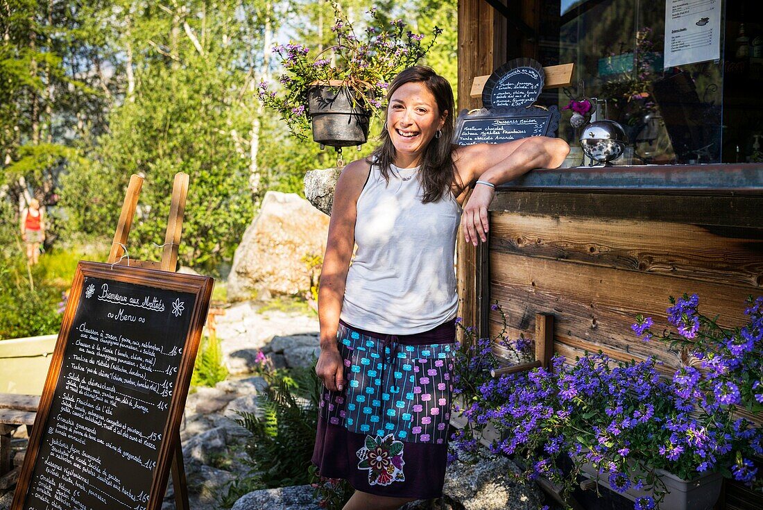 France, Haute Savoie, Chamonix Mont Blanc, Chamonix Valley, the Mer de Glace, Les Mottets chalet snack bar, Cathy Simond