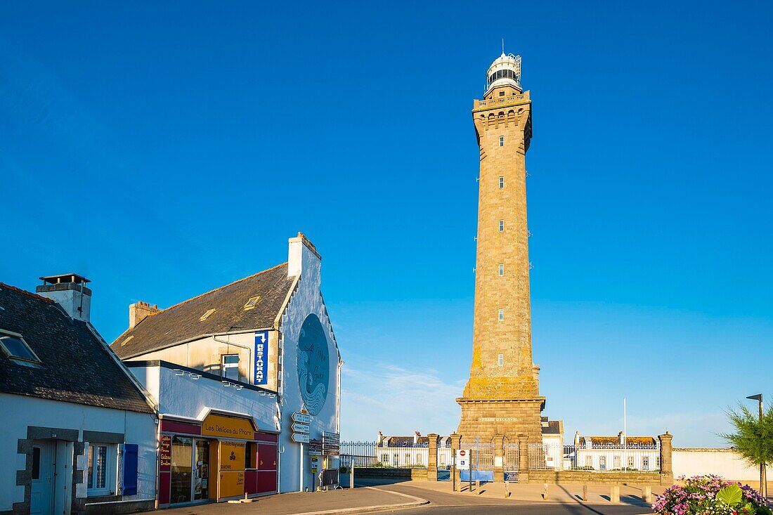 France, Finistere, Penmarc'h, Pointe de Penmarc'h, Eckmuhl lighthouse