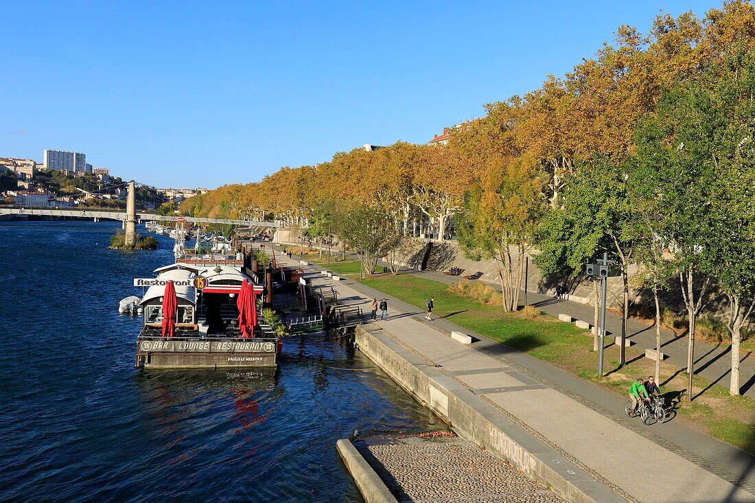 France, Rhône, Lyon, 6th district, Les Brotteaux district, Quai Général Sarrail on the Rhone, a UNESCO World Heritage site, the College bridge in the background