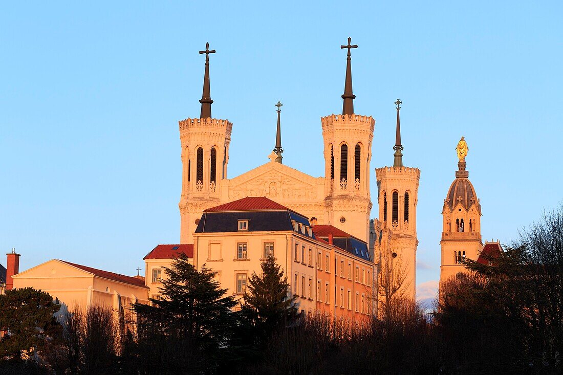 Frankreich, Rhone, Lyon, 5. Arrondissement, Fourvière-Viertel, Basilika Notre Dame de Fourvière (19. Jahrhundert), denkmalgeschützt, UNESCO-Weltkulturerbe