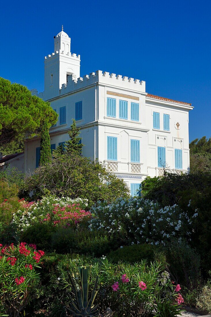 France, Var, the Rade (Roadstead) of Toulon, La Seyne sur Mer, area of Tamaris, the orientalist style Crescent villa (villa du Croissant) is recognizable by its minaret tower