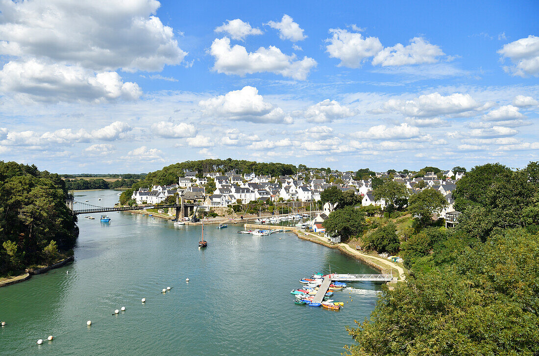 Frankreich, Morbihan, Golf von Morbihan, Le Bono, Hafen am Fluss Bono