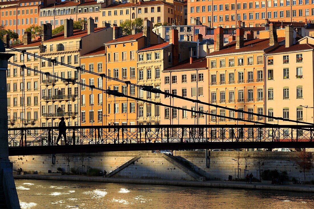 France, Rhône, Lyon, 1st arrondissement, Les Terreaux district, Saint Vincent quay, the Saint Vincent footbridge on the Saône