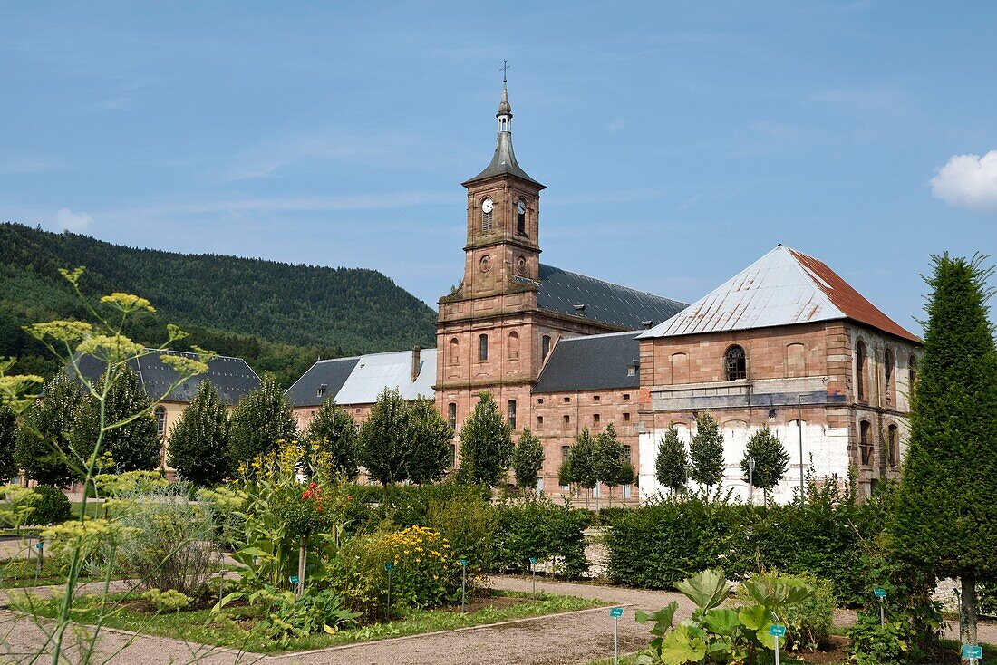 Frankreich, Vogesen, Moyenmoutier, Abtei, Abteikirche, Gärten