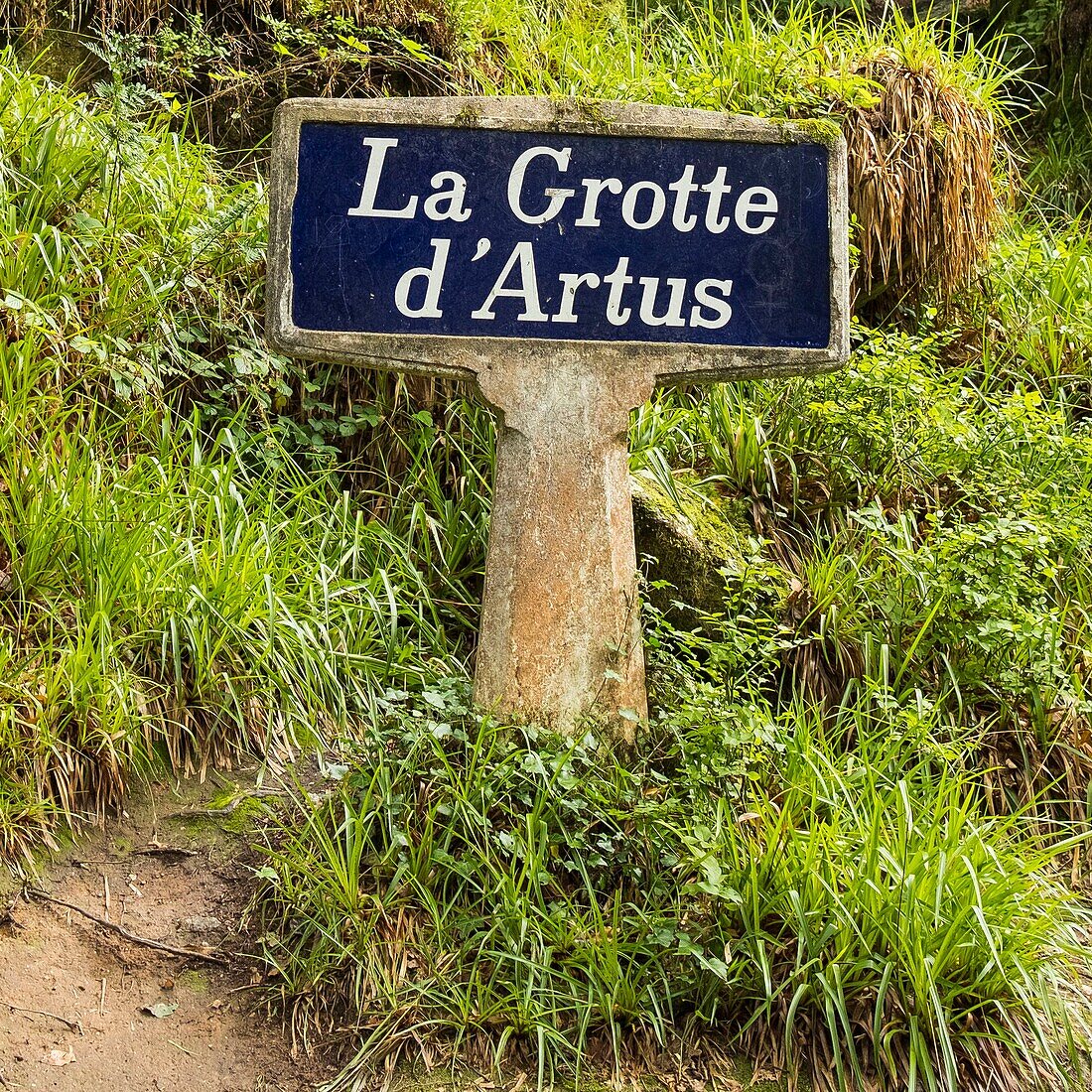 France, Finistere, Huelgoat, Regional natural reserve of Armorique, granitic chaos of the forest of Huelgoat