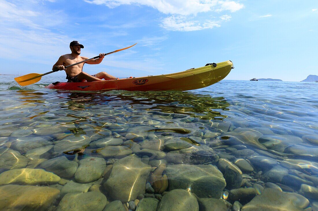 France, Bouches du Rhone, La Ciotat, Le Liouquet area, kayaking