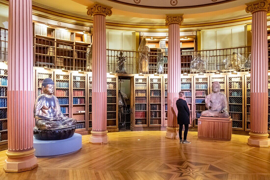 Frankreich, Paris, Nationales Museum der Asiatischen Künste Guimet, abgekürzt MNAAG, die Rotunde, in der sich die Bibliothek befindet