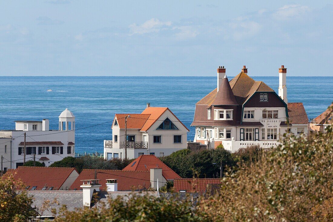 France, Pas de Calais, Ambleteuse, villas by the sea