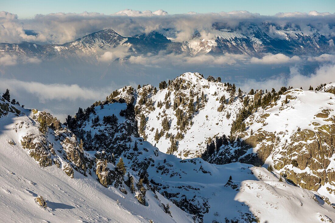 Frankreich, Isère (38), Belledonne, Chamrousse, obere Robert Seen, Blick auf die Chartreuse Berge im Hintergrund