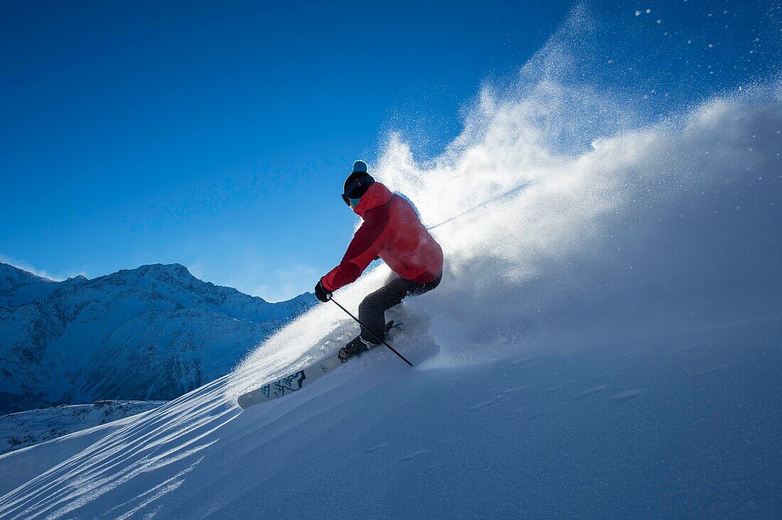 Frankreich, Haute Savoie, Massiv des Mont Blanc, die Contamines Montjoie, das Skifahren abseits der Pisten im Angebot