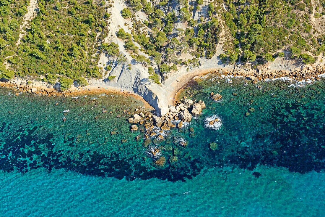 Frankreich, Bouches du Rhone, Calanques-Nationalpark, Cassis, Anse de l'Arène (Luftaufnahme)