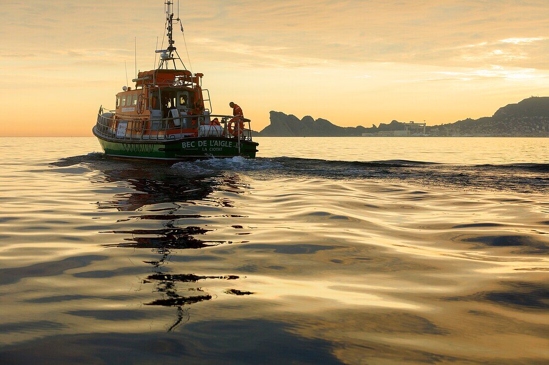 France, Bouches du Rhone, La Ciotat, sea rescuers SNSM, rescue exercise