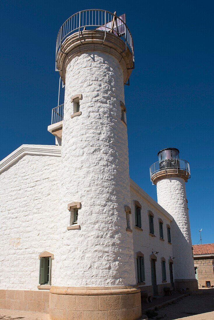 France, Corse du Sud, Campomoro, Tizzano, hiking on the coastal path in the Senetosa reserve, the lighthouse at 2 towers of Senetosa is also a refuge for hikers