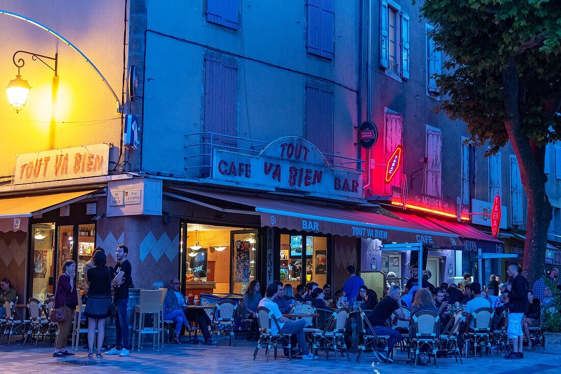 France, Aveyron, Millau, Boulevard Bonald, consumers sat at the table in a cafe terrace