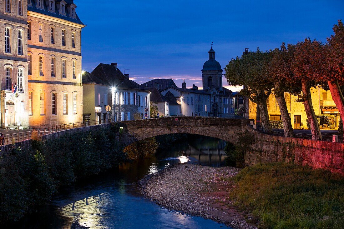 France, Lot, Quercy, Saint Cere, river La Bave