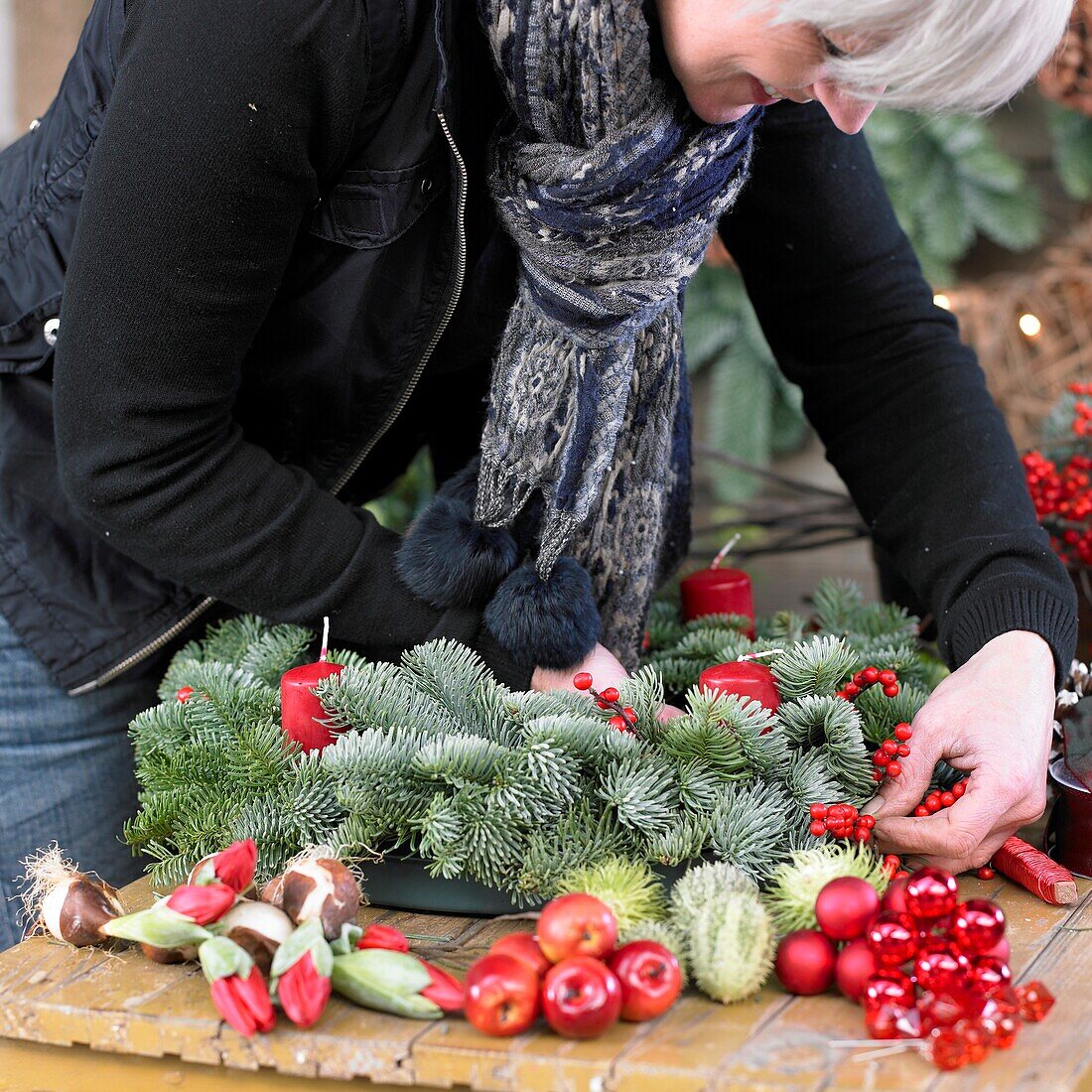 Making of christmas wreath