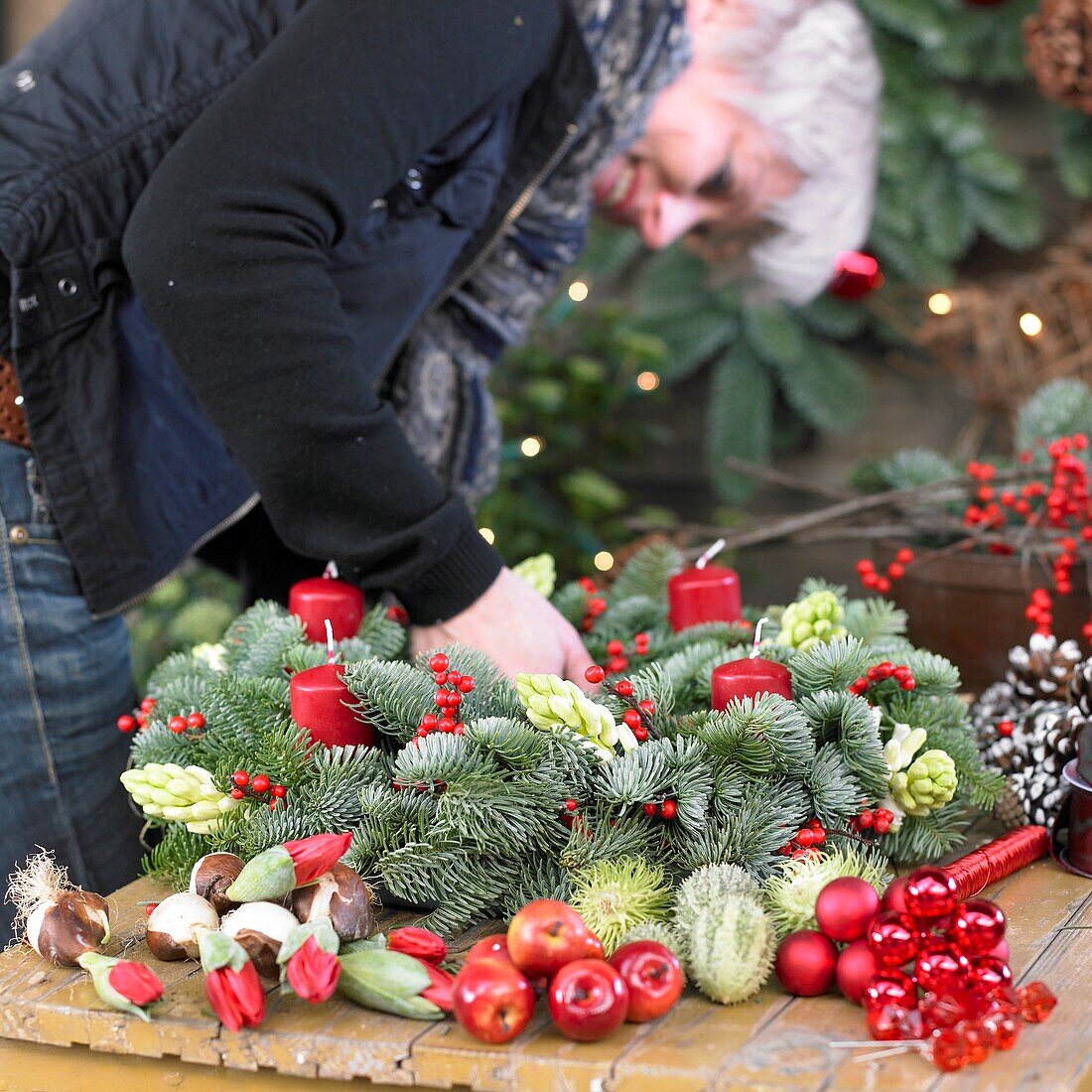 Herstellung eines Weihnachtskranzes