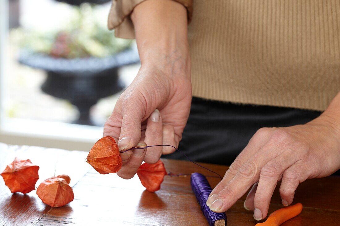 Making floral arrangement