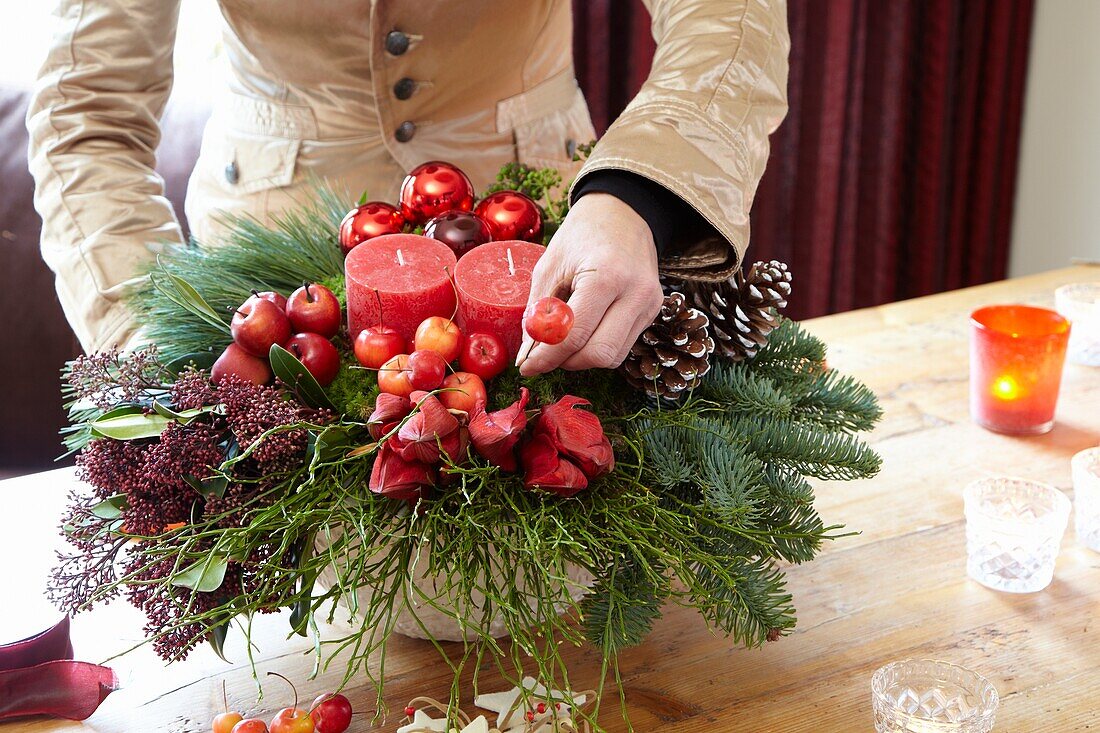 Anfertigung eines Weihnachtsgestecks