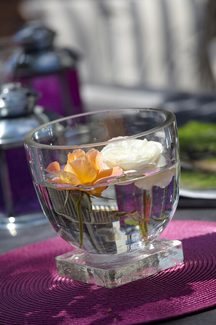 Vase with rose decoration