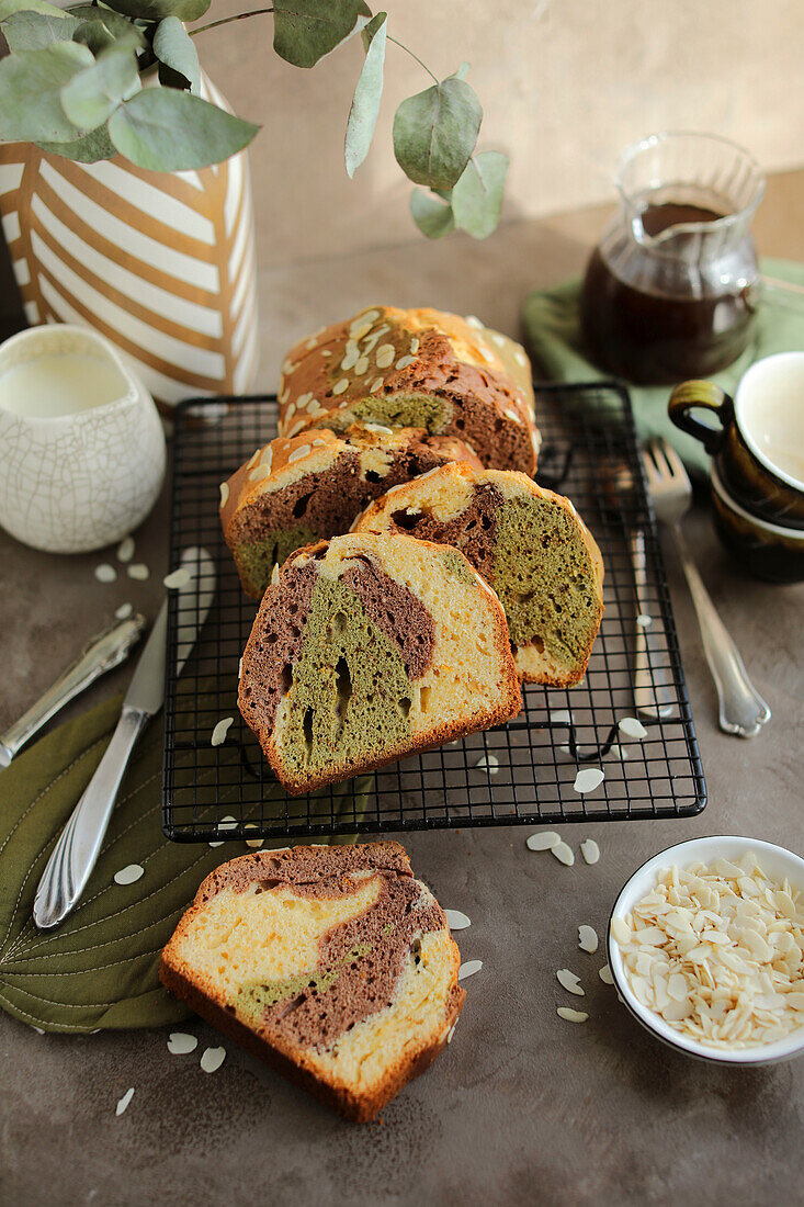 Dreifarbiger Marmorkuchen