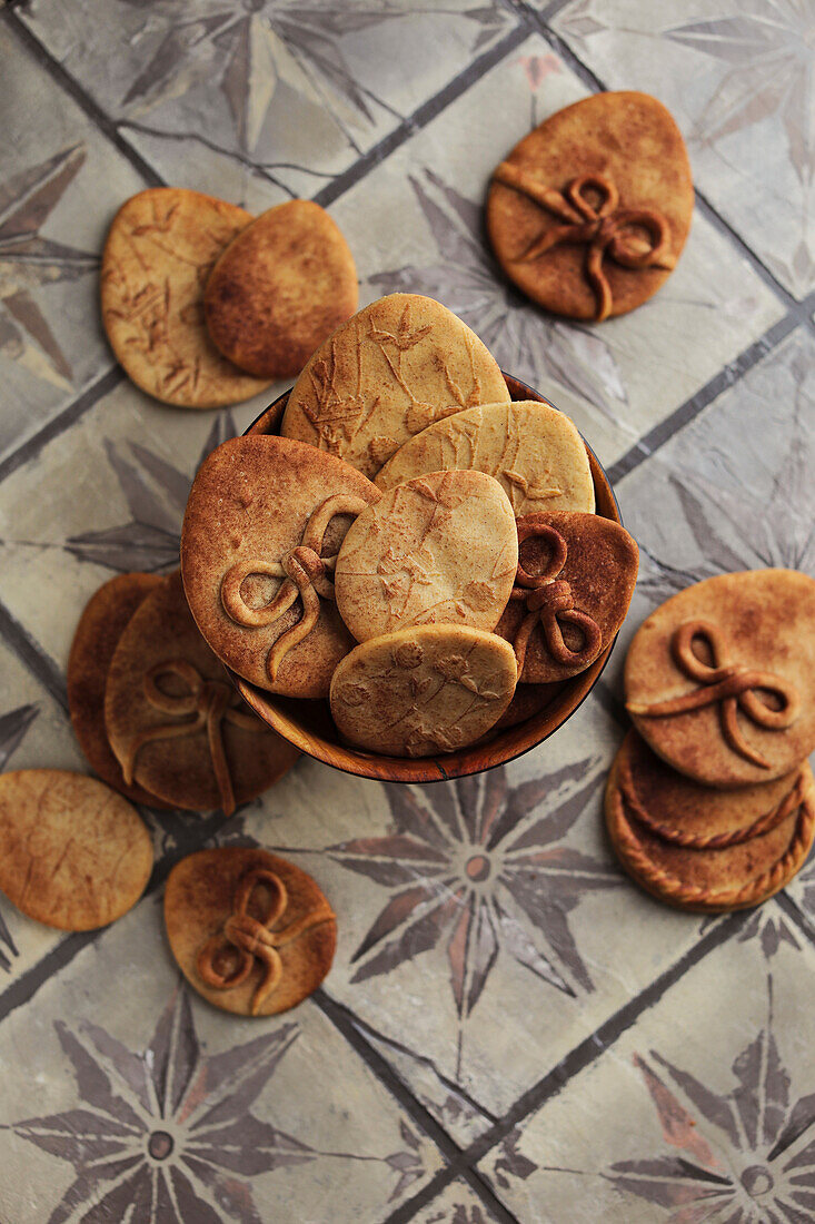 Shortcrust Easter biscuits in egg shape