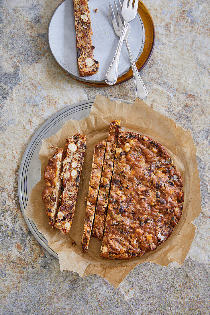 Panforte di Siena (biscuits with nuts, dried fruit and spices)