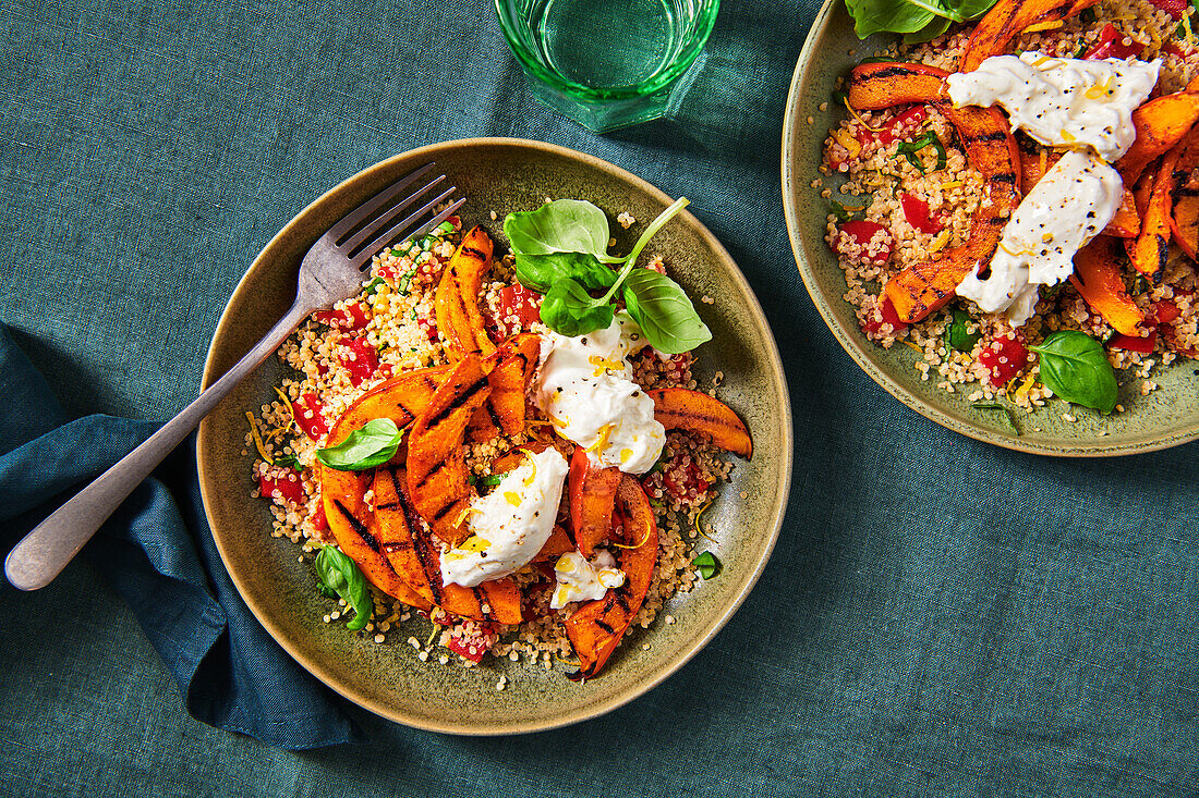 Quinoa bowl with grilled pumpkin