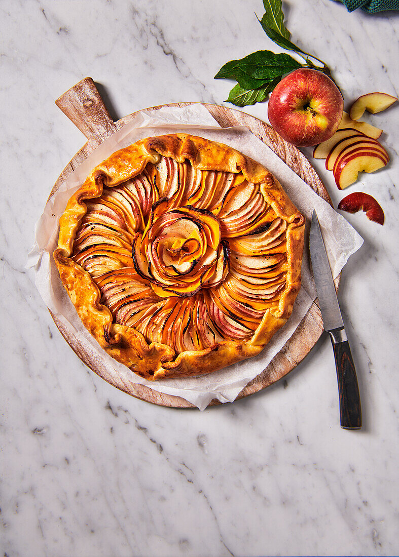 Savoury apple and pumpkin galette