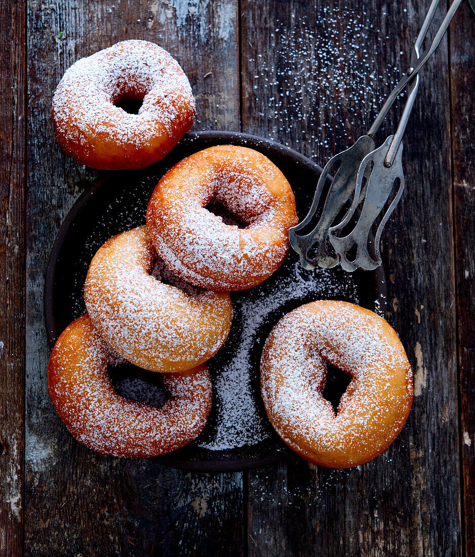 Donuts with icing sugar