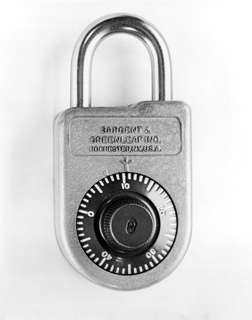 Combination padlock