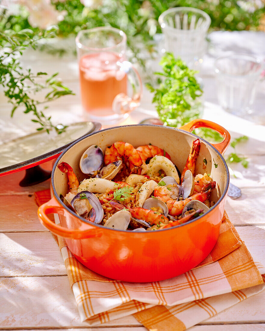 Portuguese rice pot with seafood