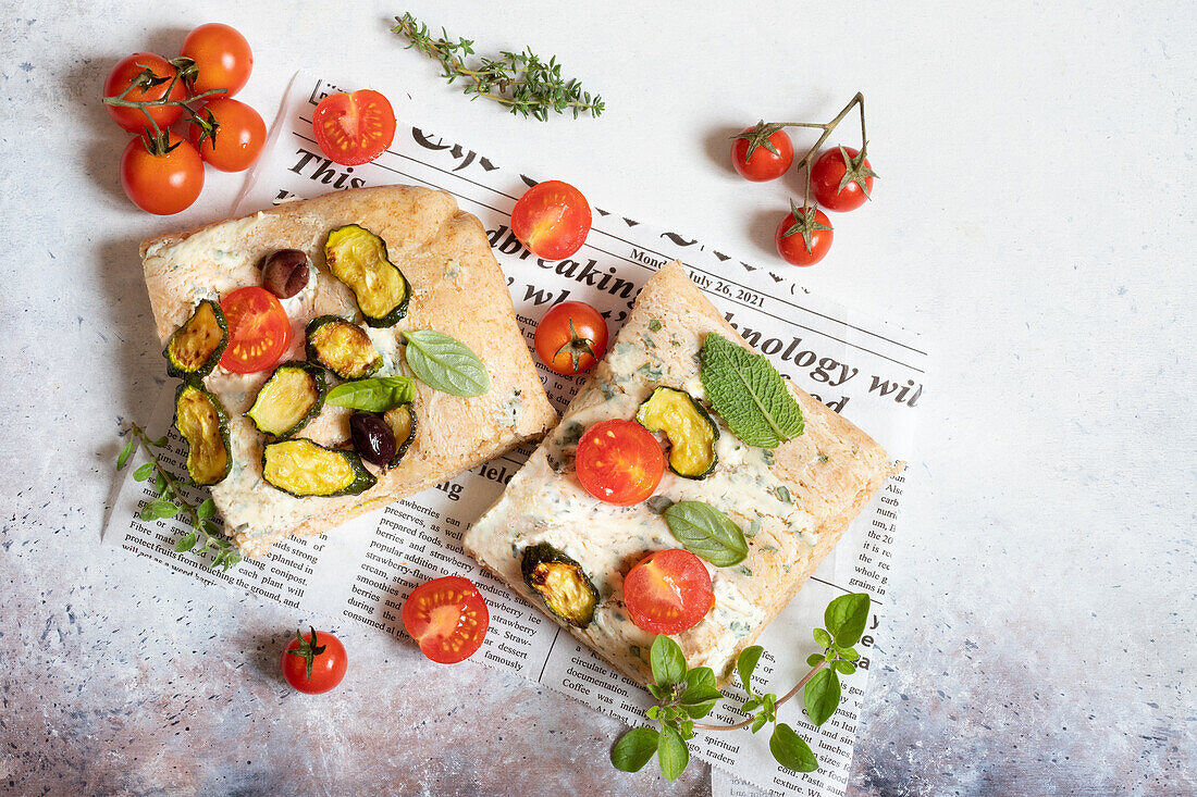 Focaccia with ricotta cream, courgette and tomatoes