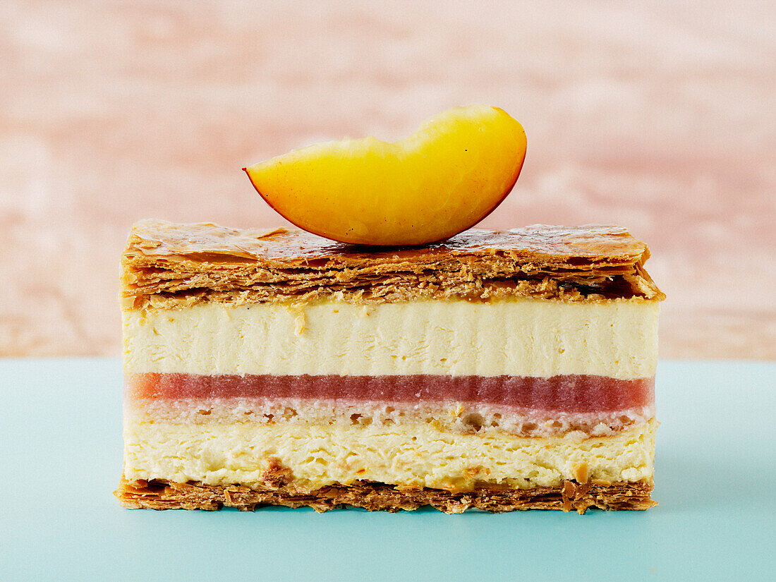 Mille feuille with peach
