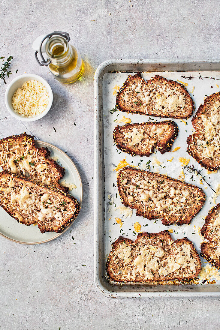 Parmesan crostini with thyme