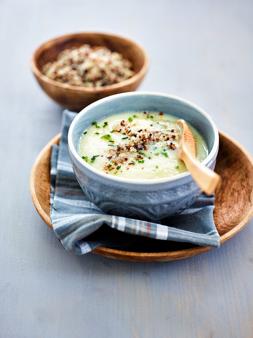 Garlic and cauliflower soup