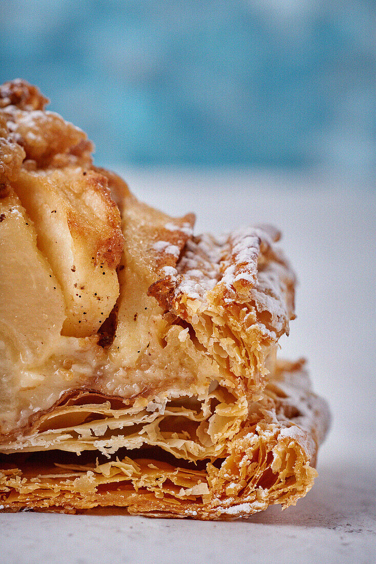 Apfel-Birnen-Tarte mit Streuseln