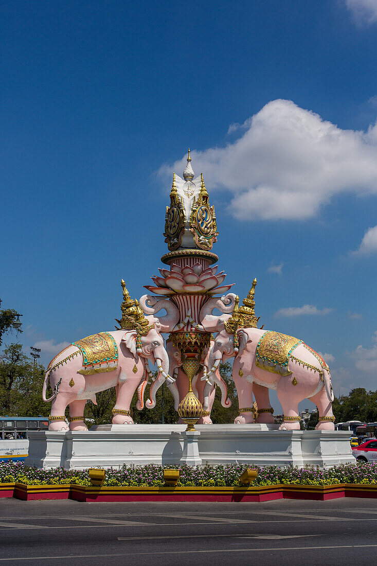 Statue of three-headed white elephants near the Grand Palace complex in Bangkok, Thailand.
