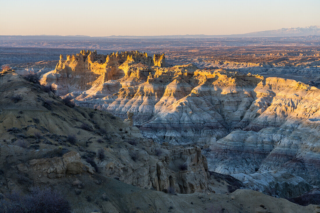 Angel Peak Scenic Area near Bloomfield, New Mexico. At left is the Castle with the Kutz Canyon badlands below.