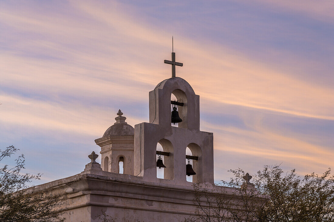 Detail der Totenkapelle der Mission San Xavier del Bac in Tucson, Arizona