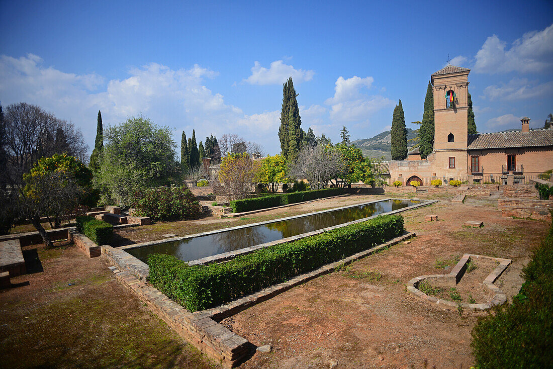 Die Alhambra, Palast- und Festungskomplex in Granada, Andalusien, Spanien