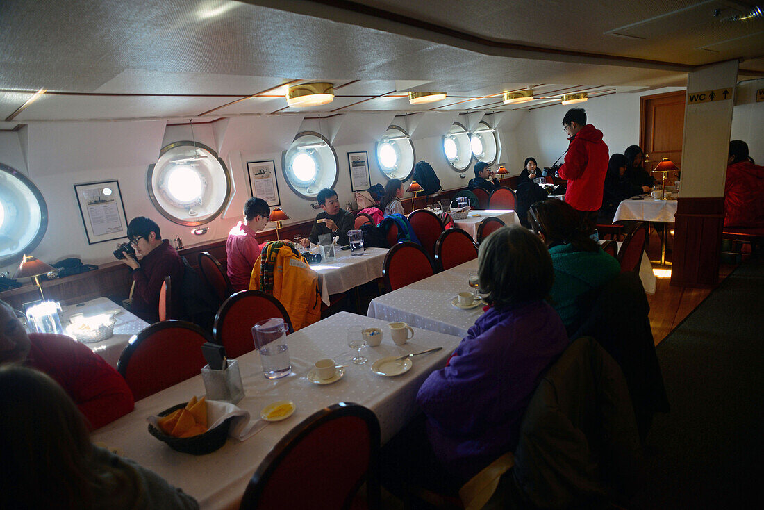 Sampo Icebreaker Cruise, ein authentischer finnischer Eisbrecher als Touristenattraktion in Kemi, Lappland