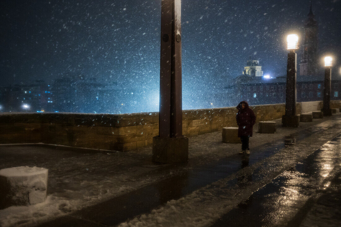 Zaragoza, vom Sturm Juan mit Schnee bedeckt