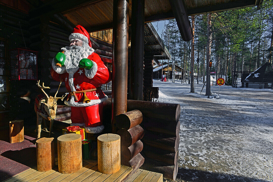Offizielle Heimatstadt des Weihnachtsmanns in Rovaniemi, Lappland, Finnland