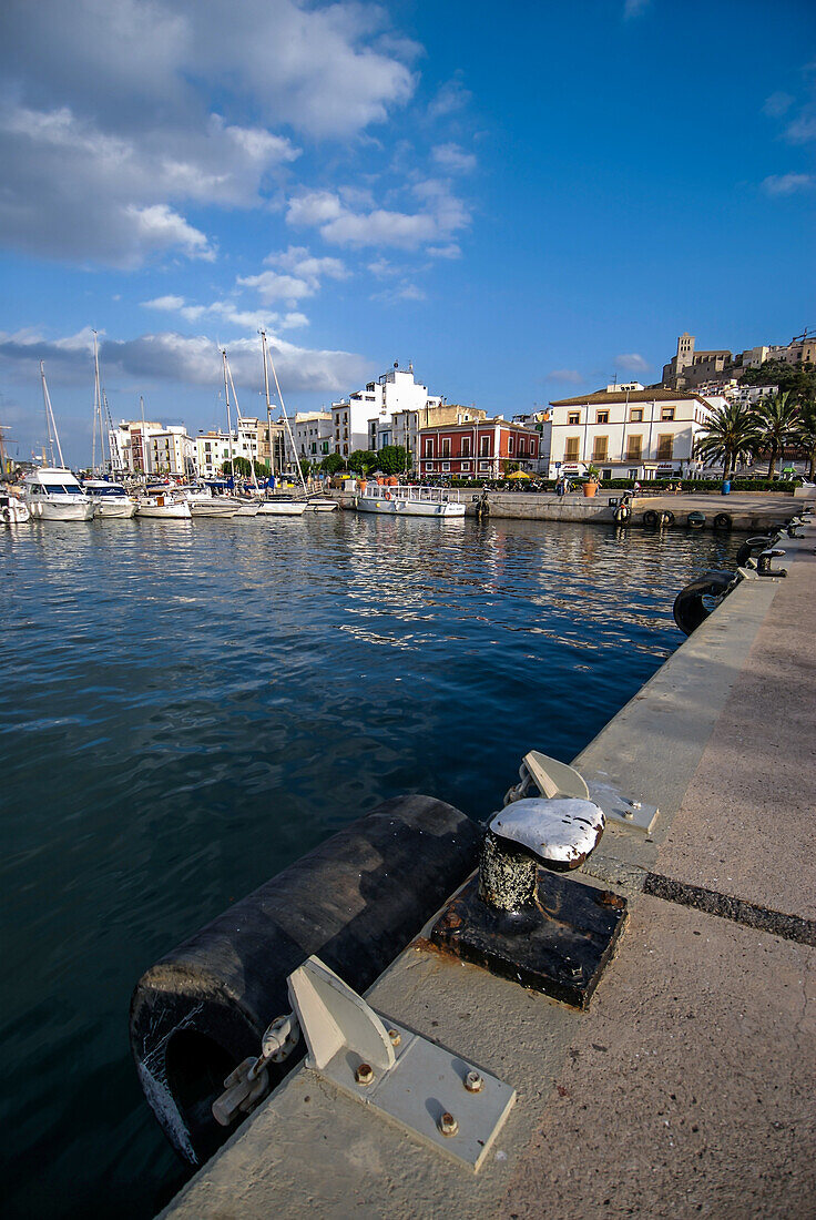 Hafen von Ibiza