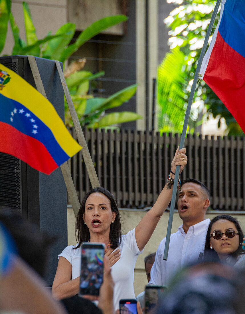 Kandidatin Maria Corina Machado, Anführerin der venezolanischen Opposition, auf der Plaza Belgica in Altamira, in Caracas, am 23. Januar 2024