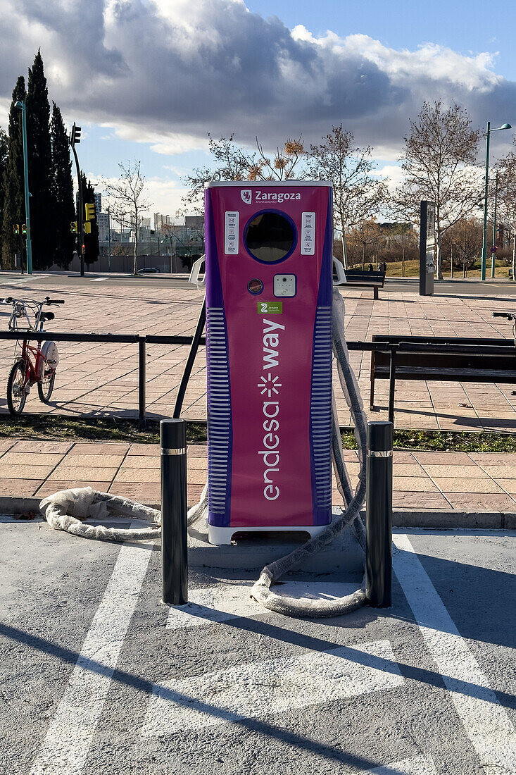 Electric car charging station, Zaragoza, Spain